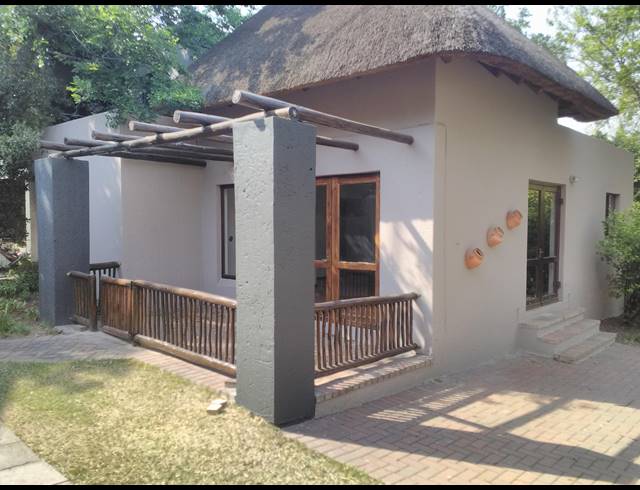 3 BEDROOM SECTIONAL TITLE RENTED IN JUKSKEI PARK